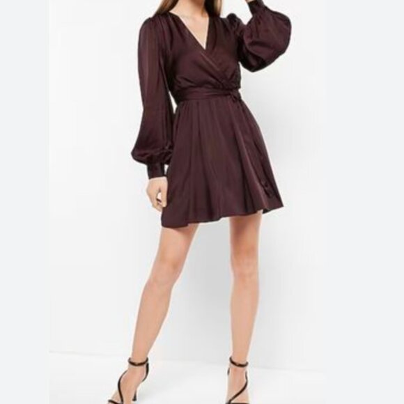 NWT Express Satin Long Sleeve Tie Waist Mini Dress Burgundy Size XS - Picture 1 of 13